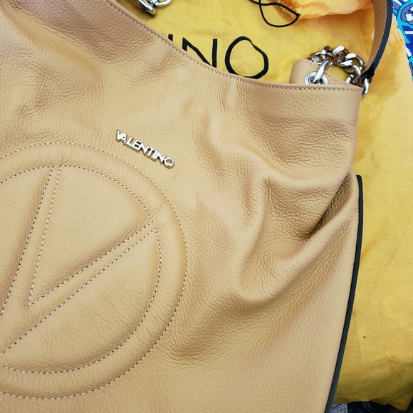 Mario Valentino Spa Designer Hand Bag - Picture 8 of 9